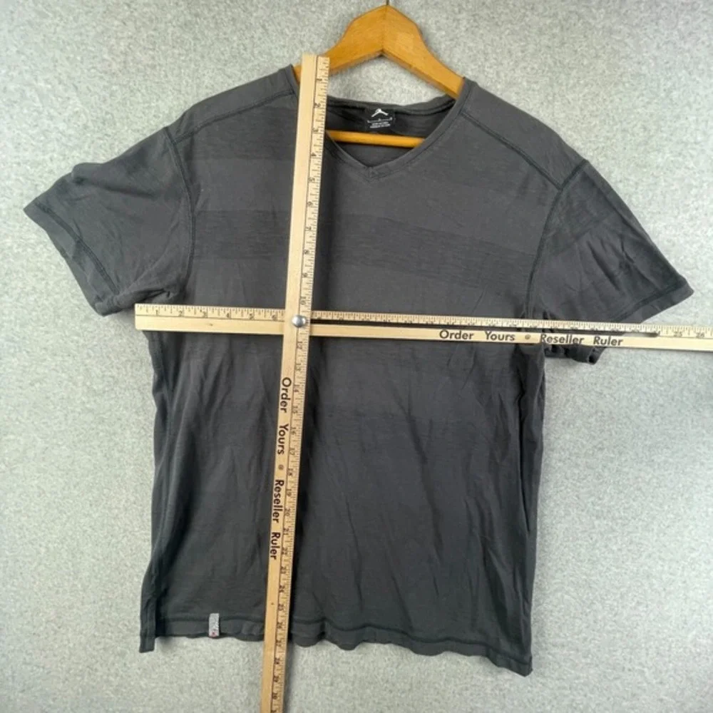 Jordan Shirt Mens Large Gray Striped  V Neck Faded Elephant Tag Michael Nike